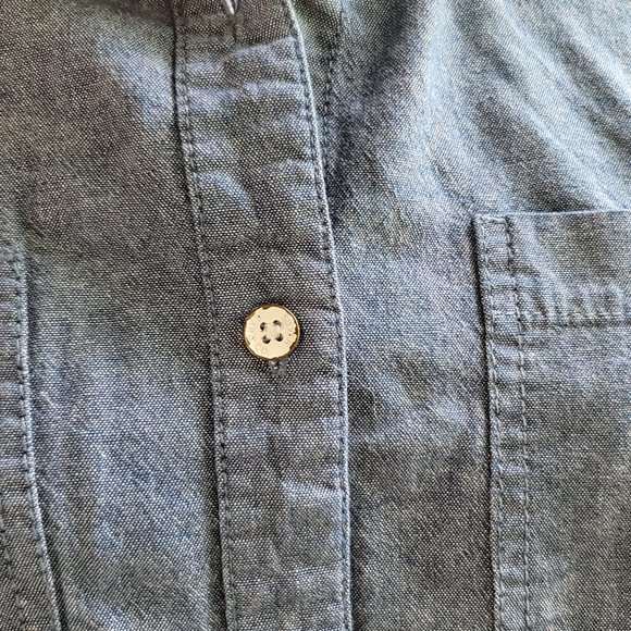 Silver Jeans Co. Denim Shirt in Size M - Picture 7 of 15